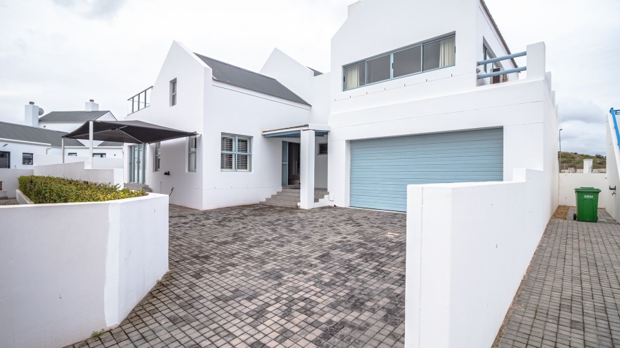 4 Bedroom Property for Sale in Blue Lagoon Western Cape